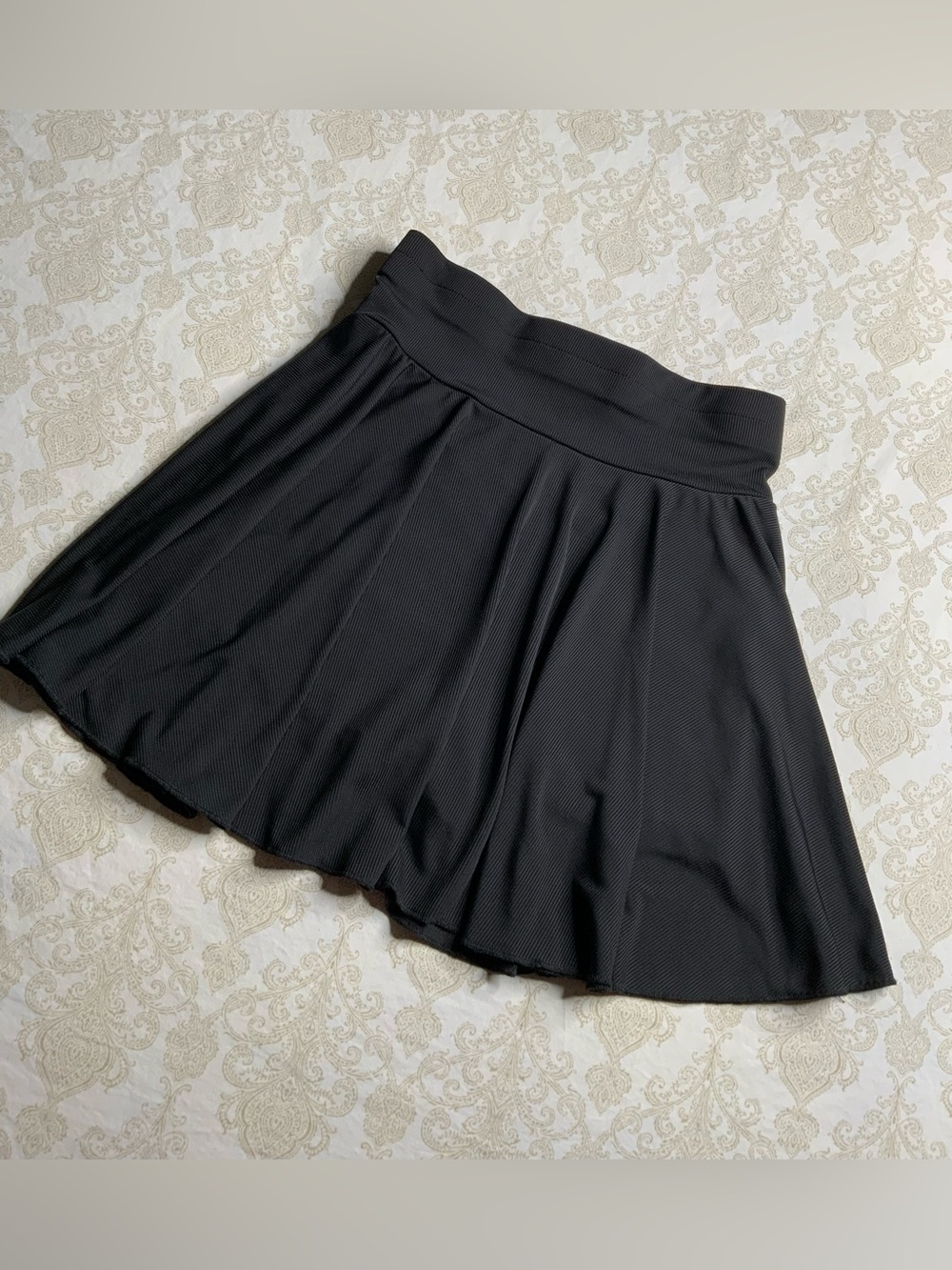 SHEIN Women’s Black Pleated Skater Skort Built In Shorts Size S